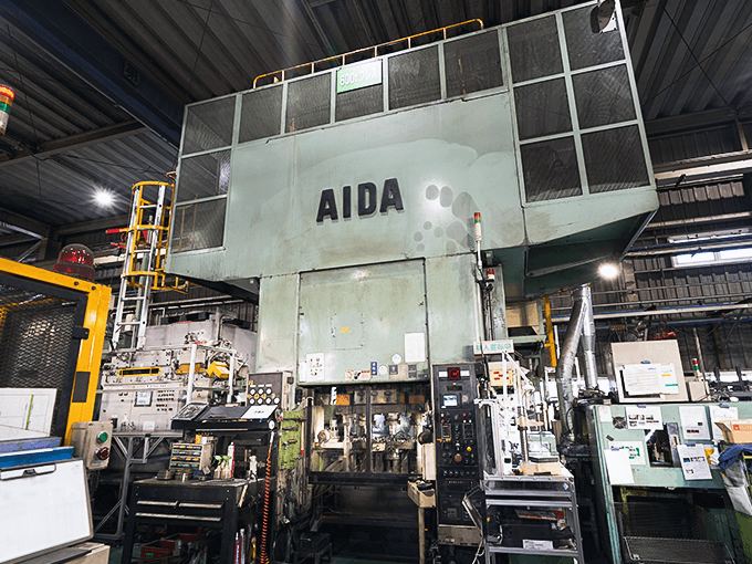 400/600-ton press